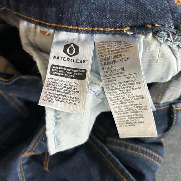 Levi Jeans 720 Size 26”x30” - Picture 8 of 11